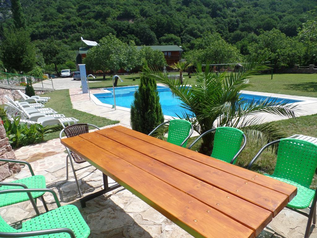 Guest House Jadran Pol Petrovac na moru Exterior foto
