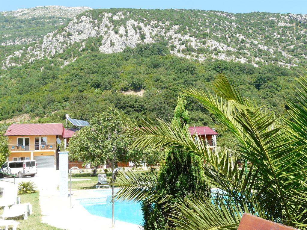 Guest House Jadran Pol Petrovac na moru Exterior foto