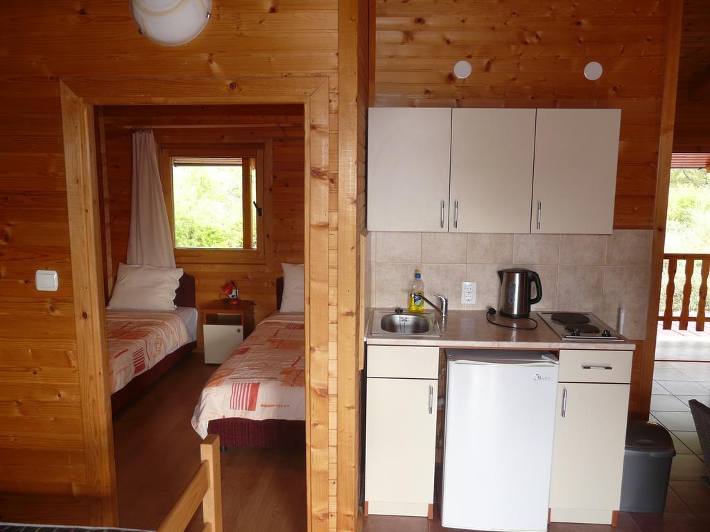 Guest House Jadran Pol Petrovac na moru Exterior foto